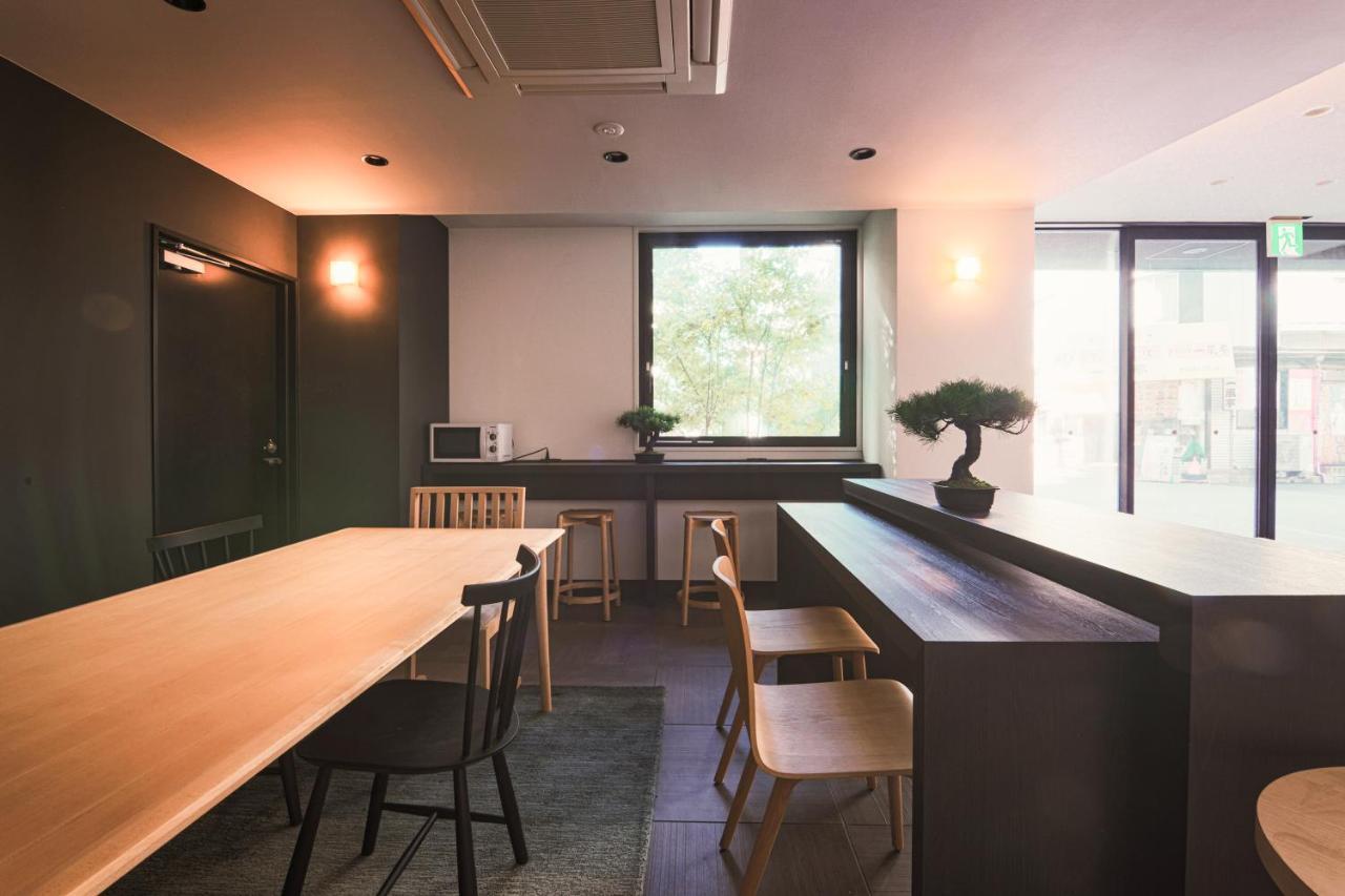 Wayfarer Matsu Hotel Osaka Bagian luar foto