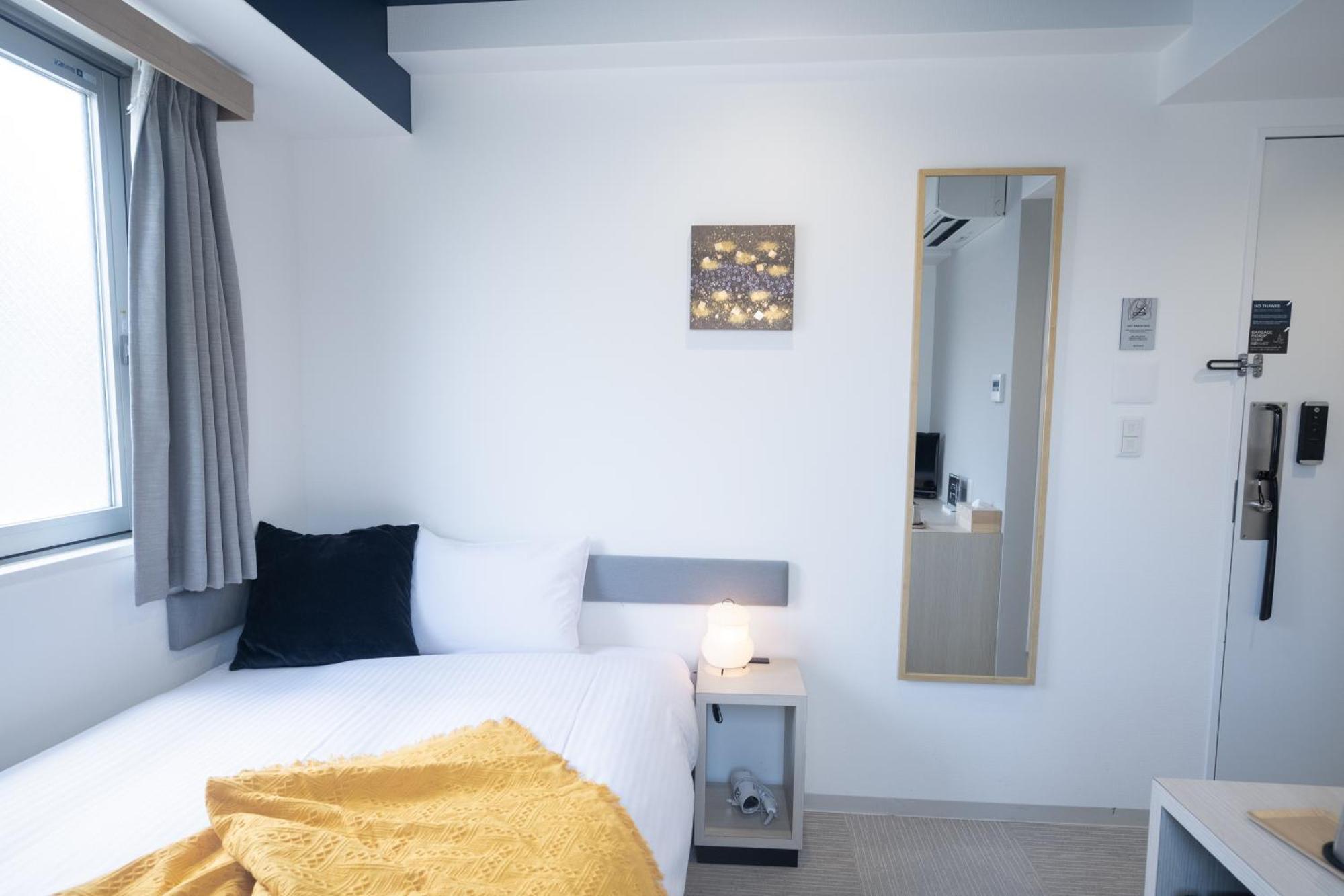 Wayfarer Matsu Hotel Osaka Bagian luar foto