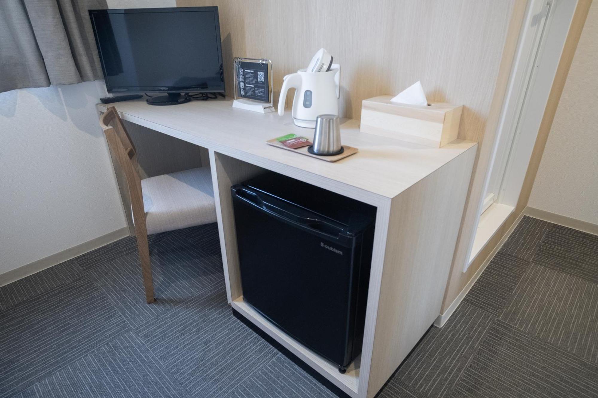 Wayfarer Matsu Hotel Osaka Bagian luar foto
