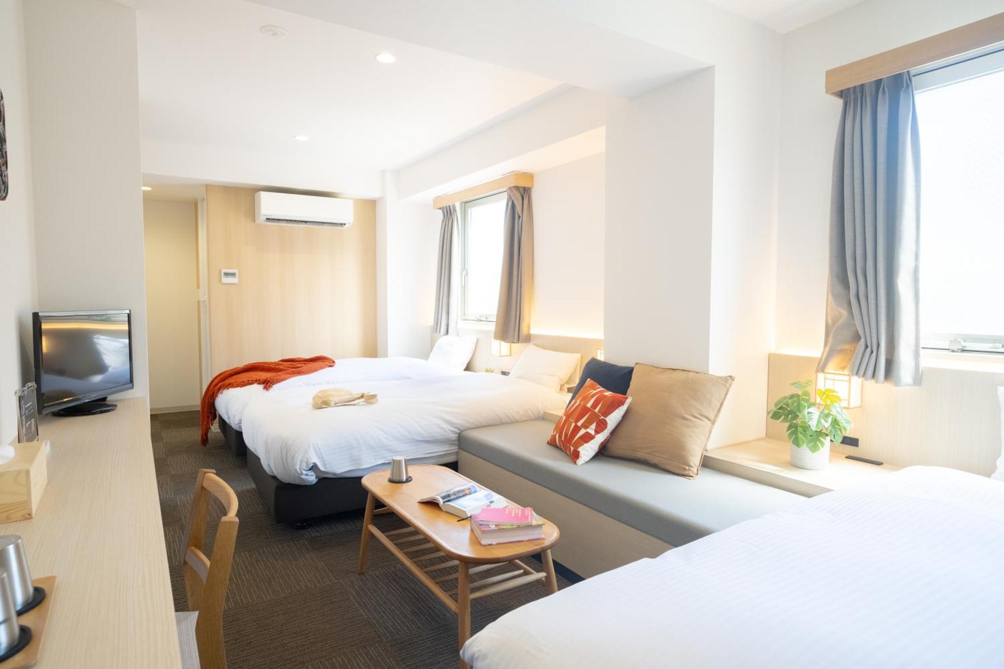 Wayfarer Matsu Hotel Osaka Bagian luar foto