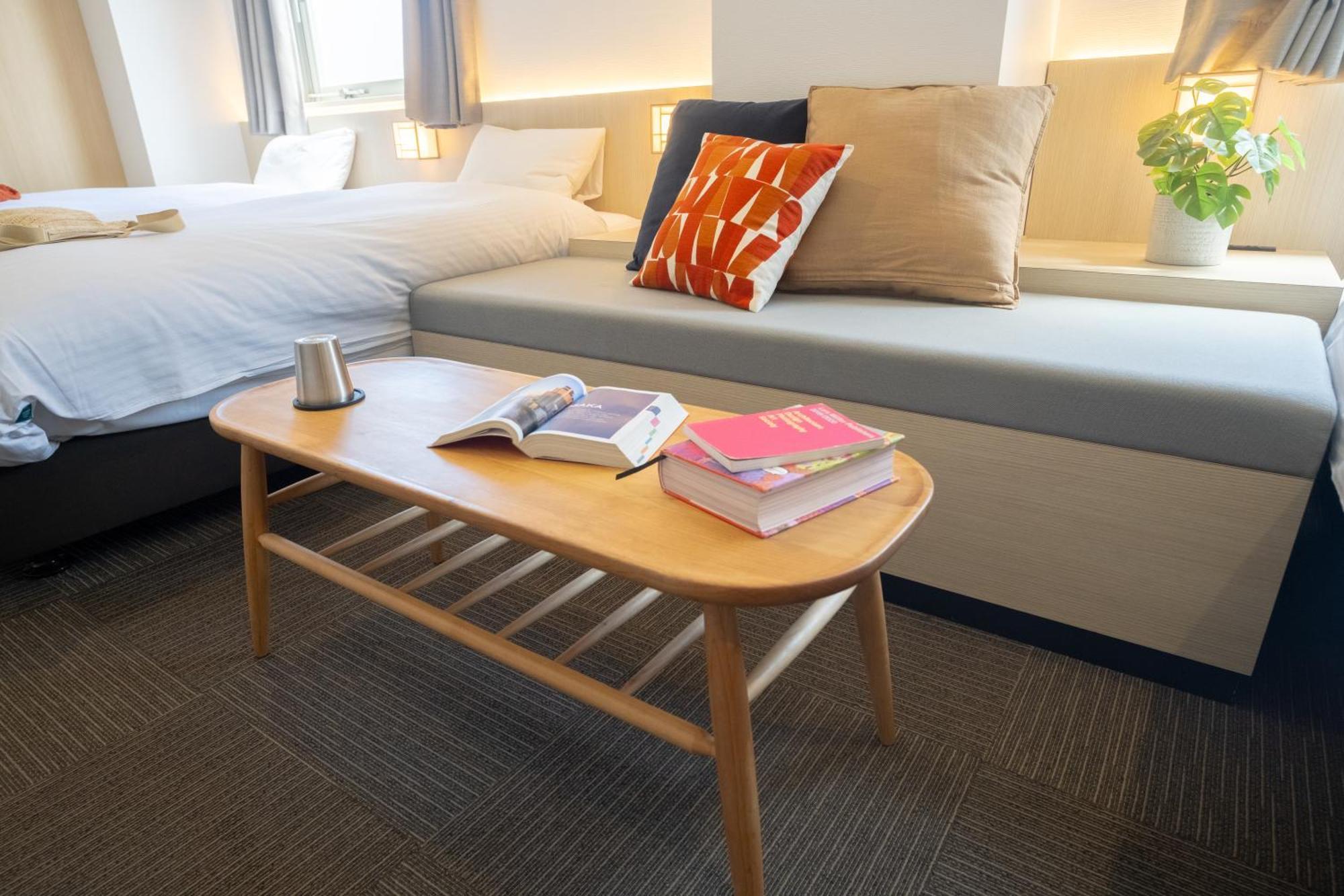 Wayfarer Matsu Hotel Osaka Bagian luar foto