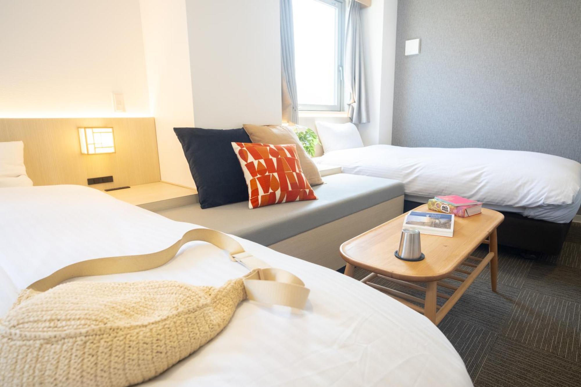Wayfarer Matsu Hotel Osaka Bagian luar foto